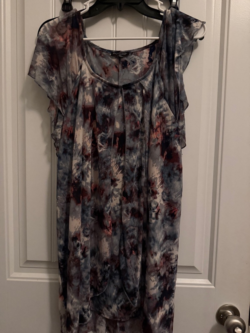 Ava & Grace Blue and Burgundy Cap Sleeve Tie-Dye Tunic